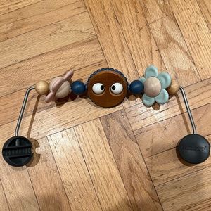 Baby Bjorn activity bar